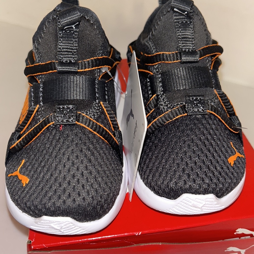 Puma NWT KIDS size5C Gray/Orange - Picture 3 of 9